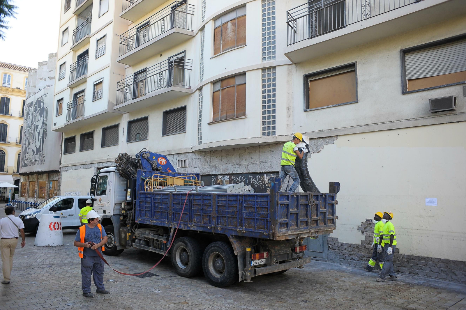 Fotos del comienzo de los trabajos para la demolición del Astoria