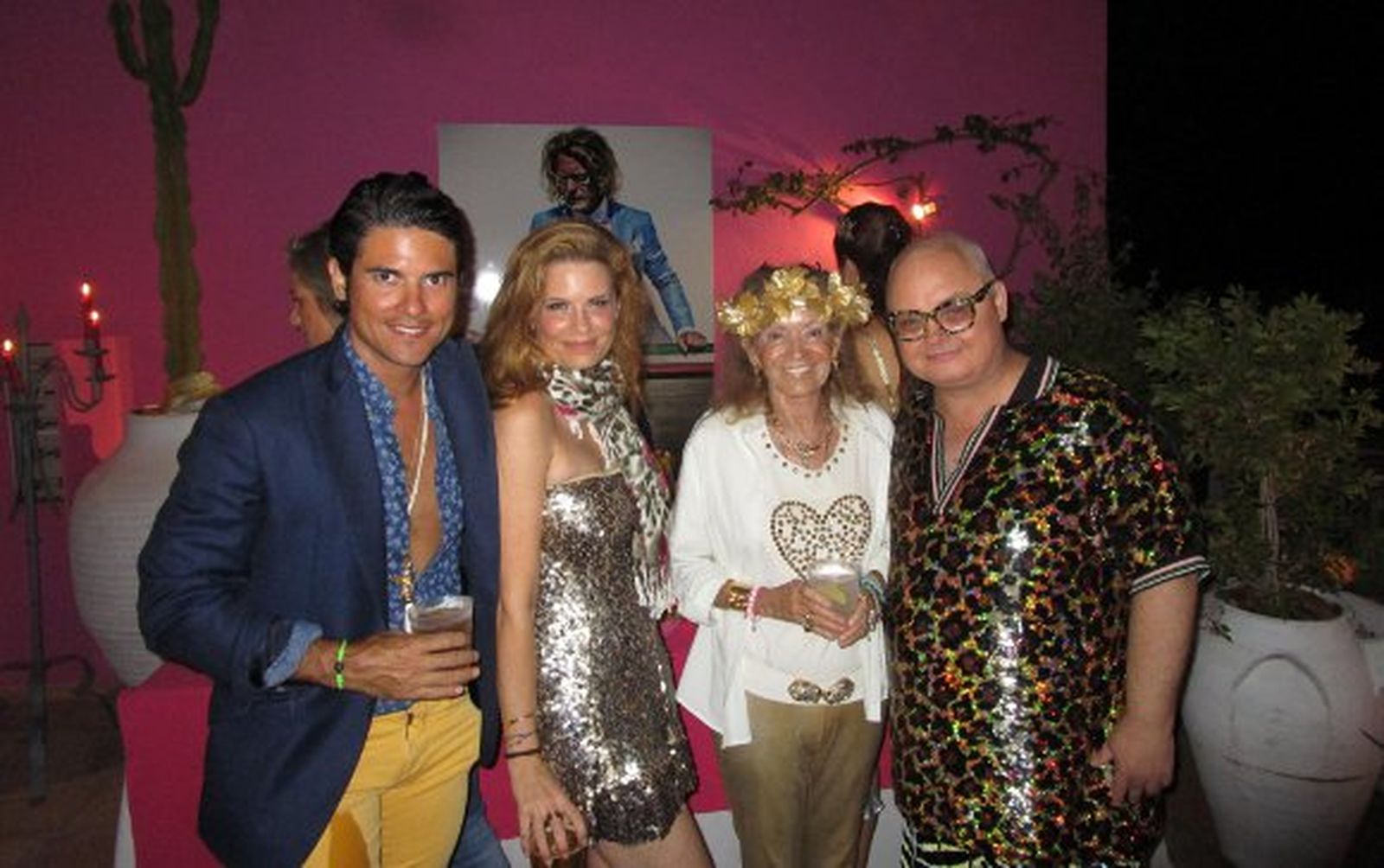 Julián Porras, Olivia de Borbón, Beatriz von Hardenberg y el editor de la revista neoyorquina Mickey Boardman, coincideron en la fiesta de cumpleaños.

Foto: Ignacio Casas de Ciria