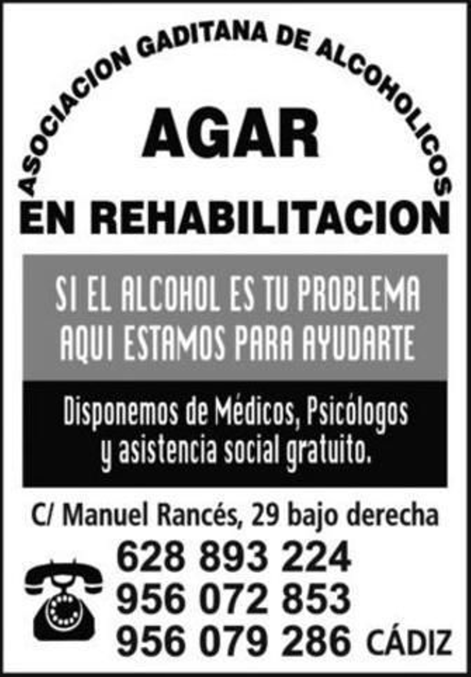 Carlos Añanos se dirige al público durante su intervención en la sede de la Fundación Cajasol.