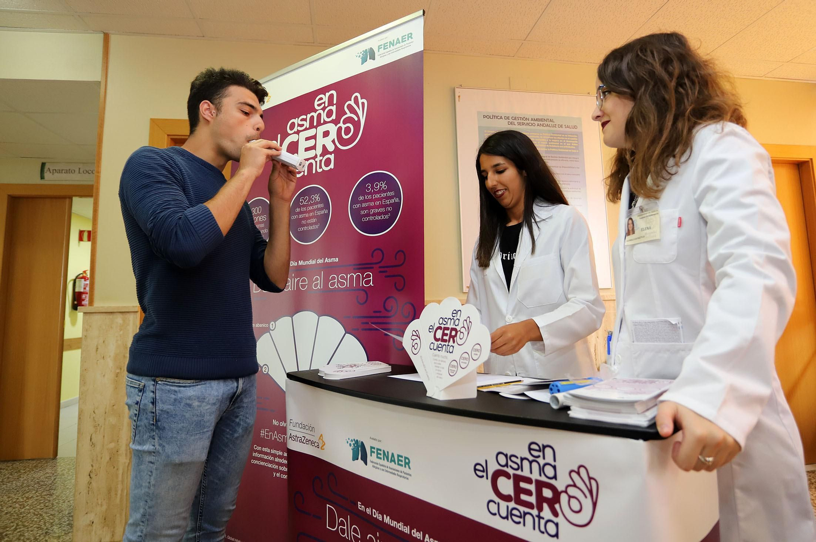 Realización de una espirometría en el Virgen de la Cinta.