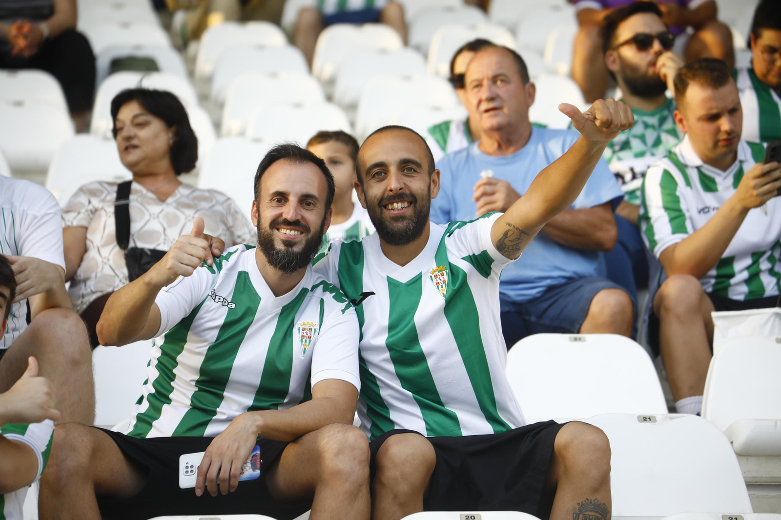 Las mejores fotos del ambiente en El Arcángel para el Córdoba CF - Deportivo