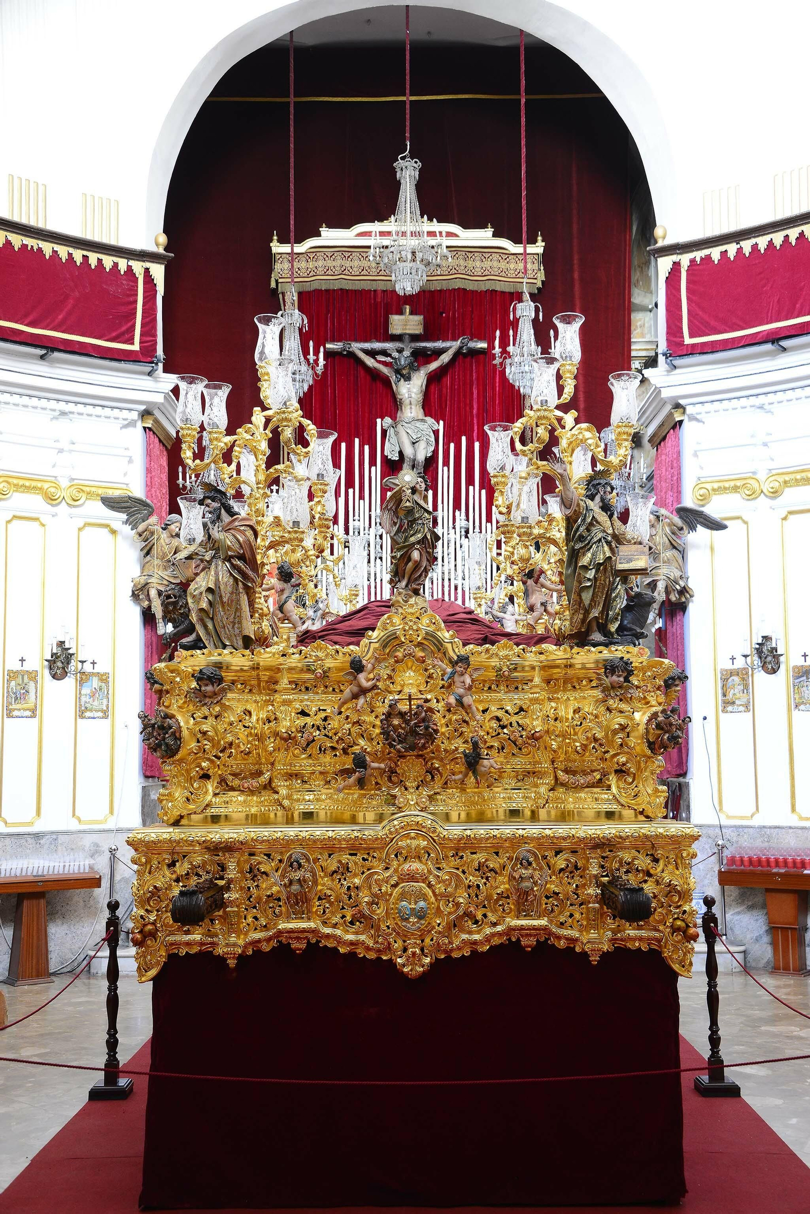 Así ha quedado el nuevo paso del Cristo de la Misericordia