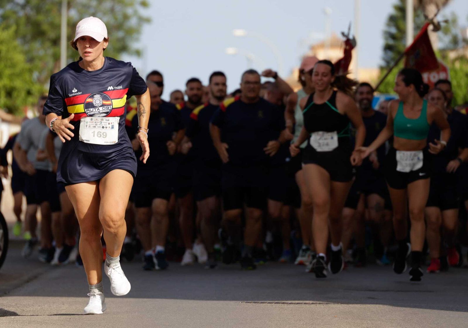 Las imágenes de la carrera Ruta 091 Kilómetros Solidarios celebrada en San Fernando
