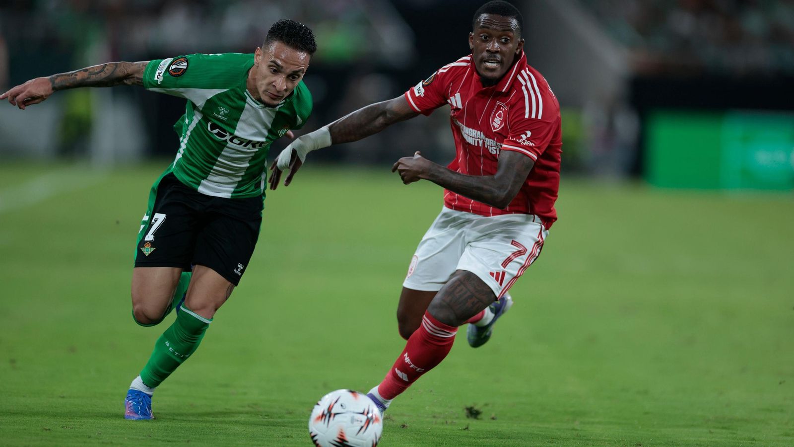 Antony trata de marcharse de Hudson-Odoi.