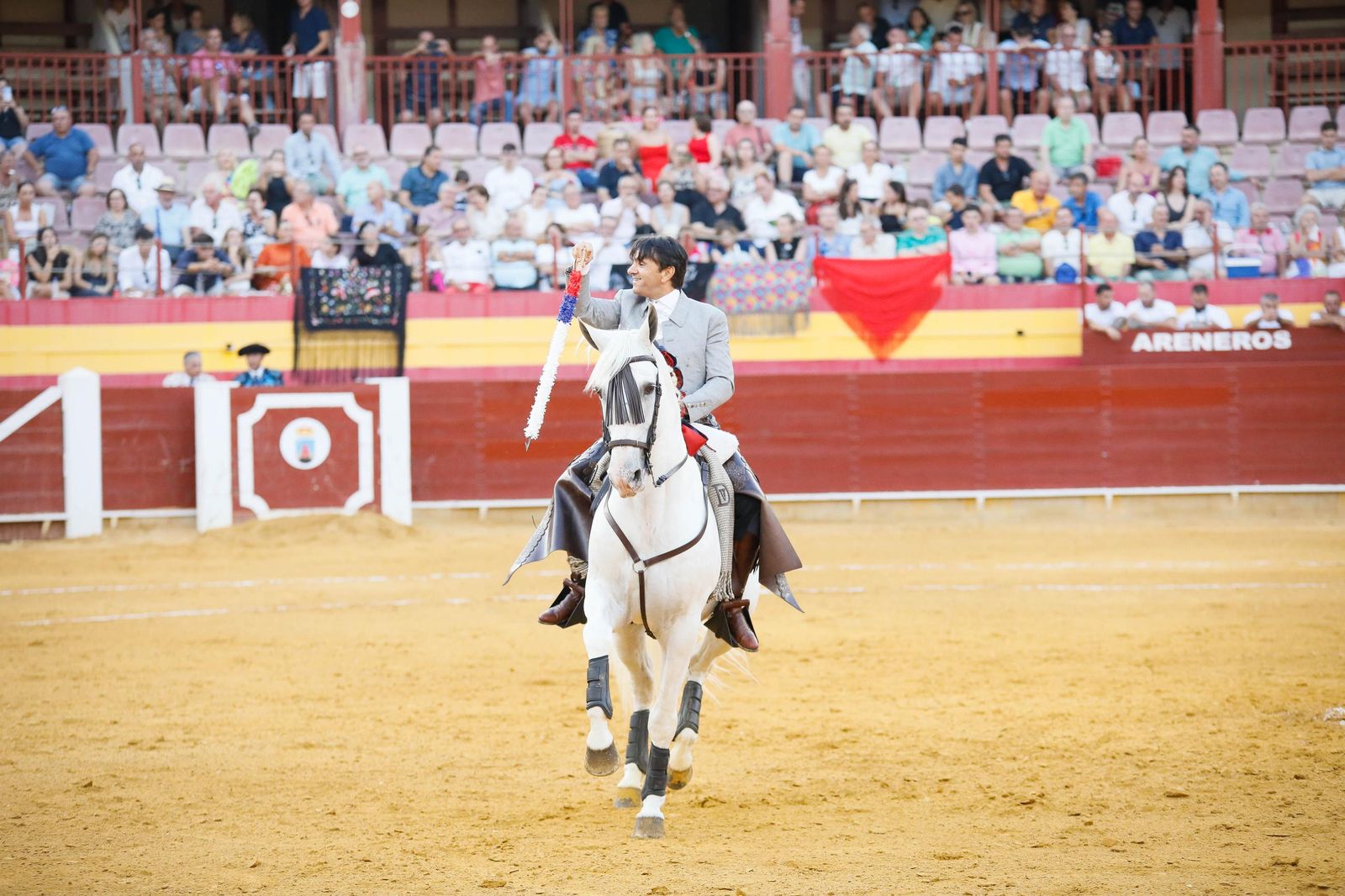 Imágenes de la corrida de toros en Roquetas de Mar