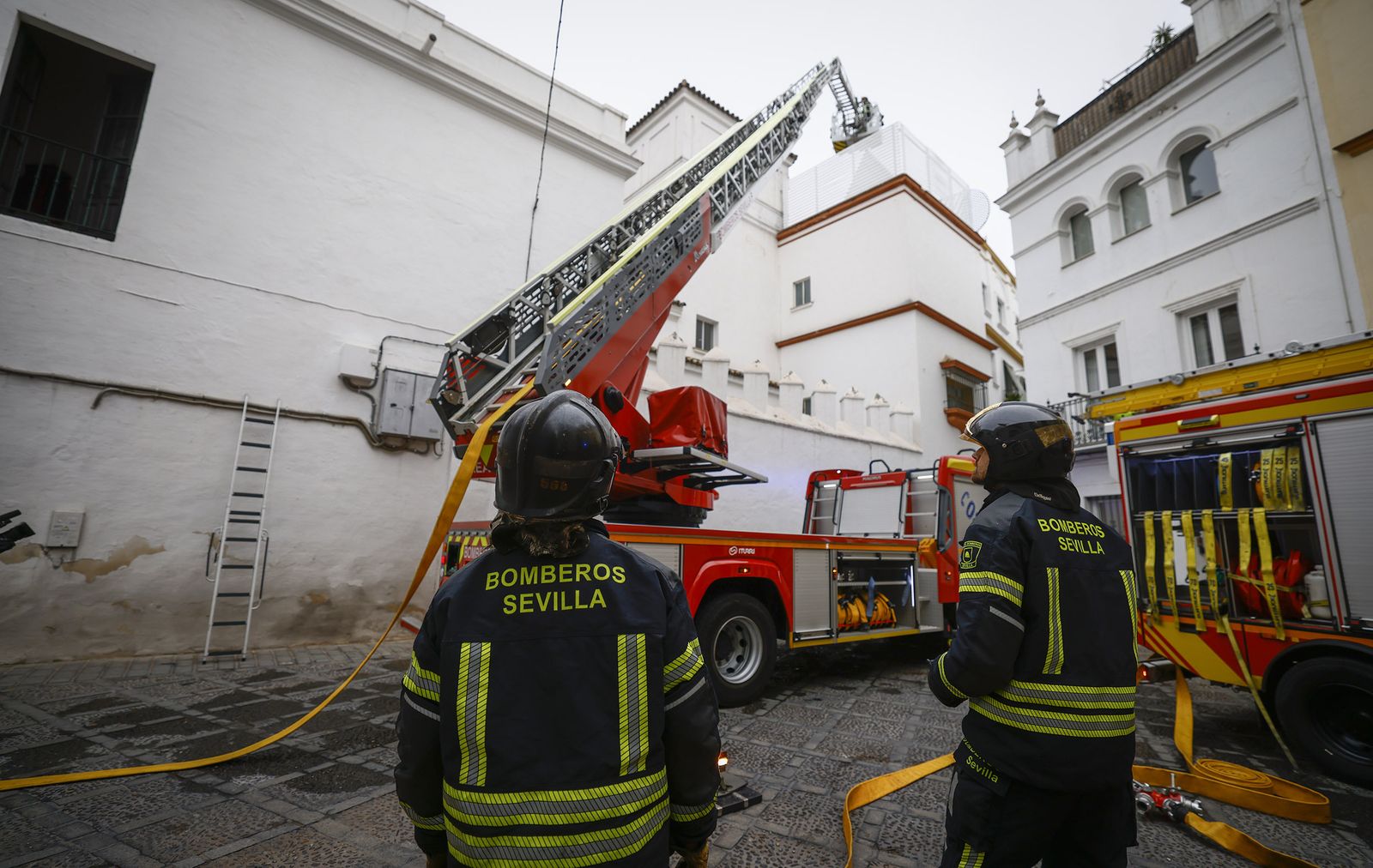 Las imágenes del simulacro de incendio en el Alcázar de Sevilla