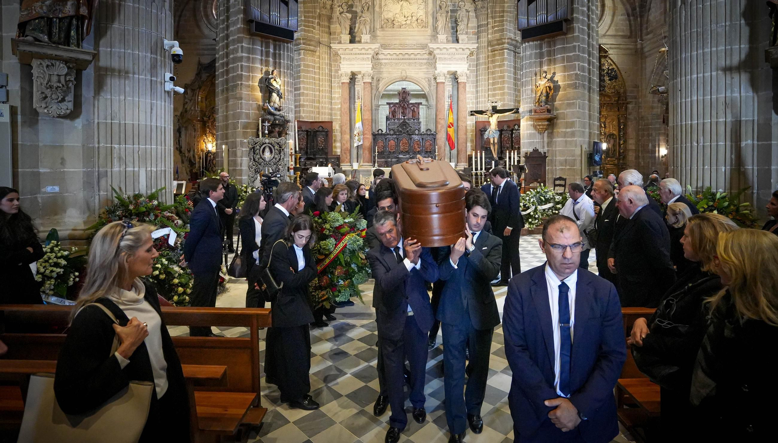 Imágenes del funeral de Álvaro Domecq en la catedral de Jerez