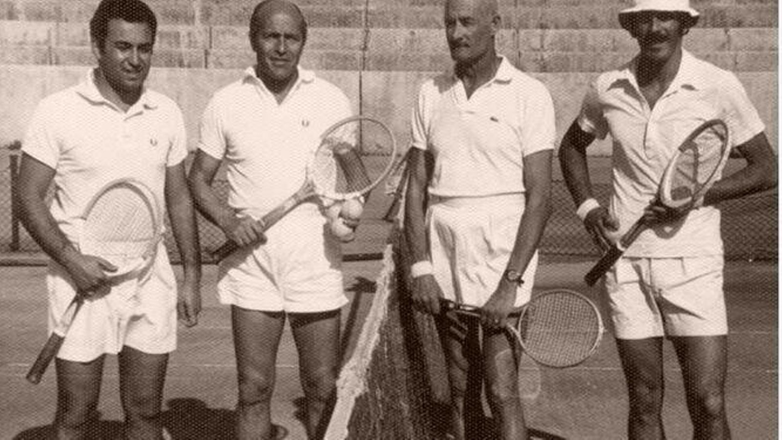 ¿Sabes que las primeras pistas de tenis de España estuvieron en Huelva? / REAL CLUB RECREATIVO DE TENIS