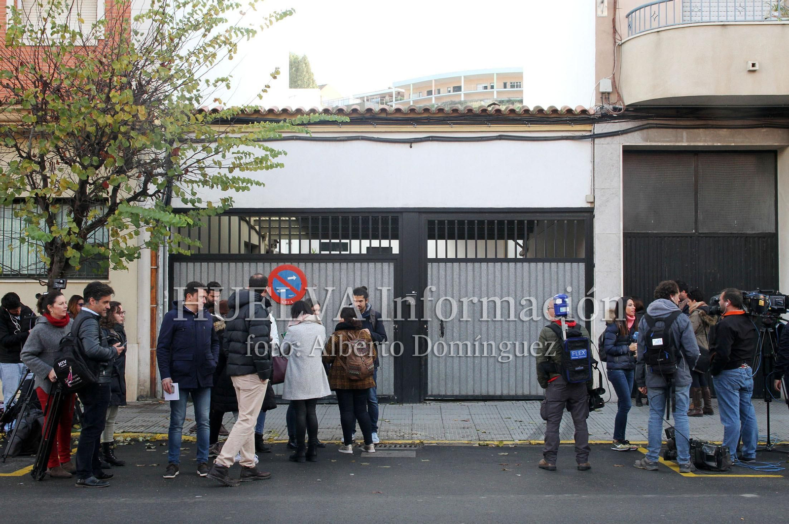 Bernardo Montoya, asesino de Laura Luelmo, en su salida de la Comandancia, en imágenes