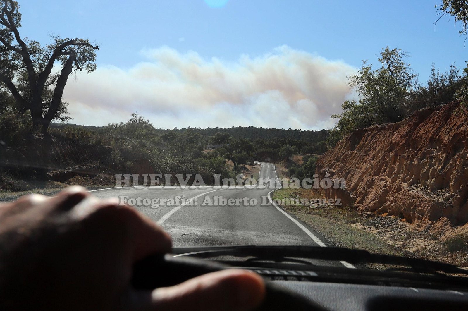 Imágenes del incendio de Fuente de la Corcha