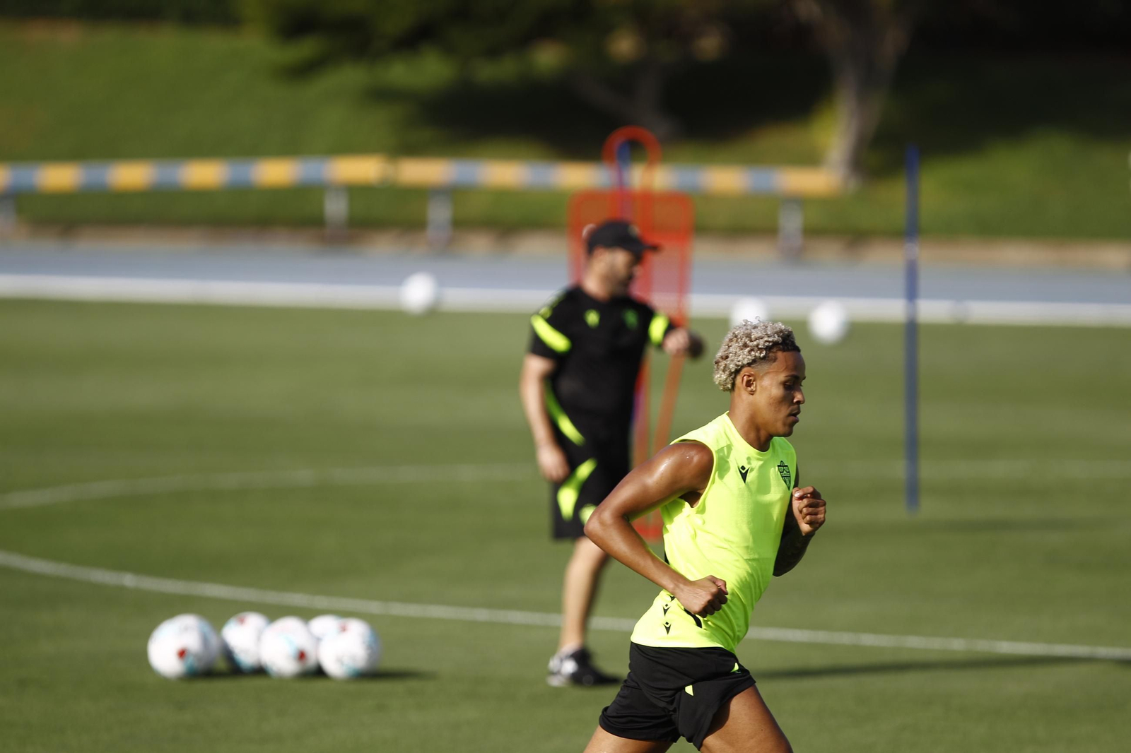 Primer entrenamiento de la Temporada 2025-2026 de la U.D. Almería, en imágenes