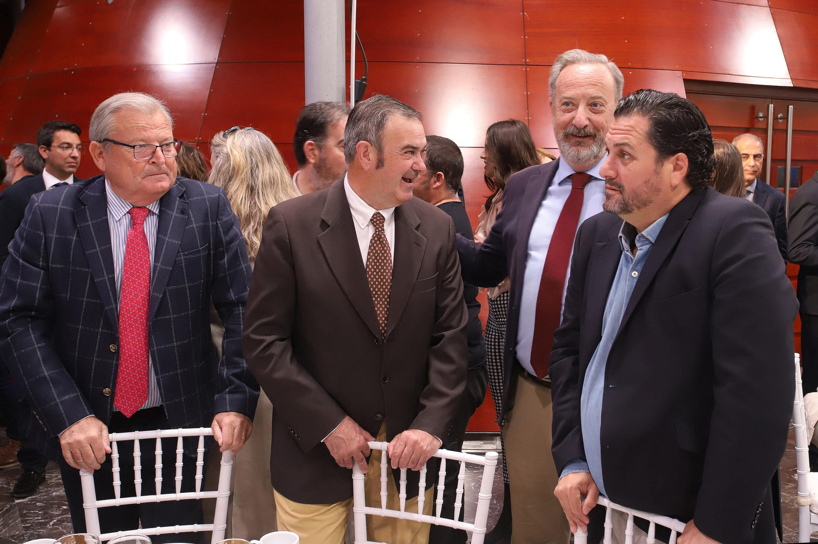 Imágenes del desayuno-coloquio con Jorge Paradela en el Foro Joly Andalucía