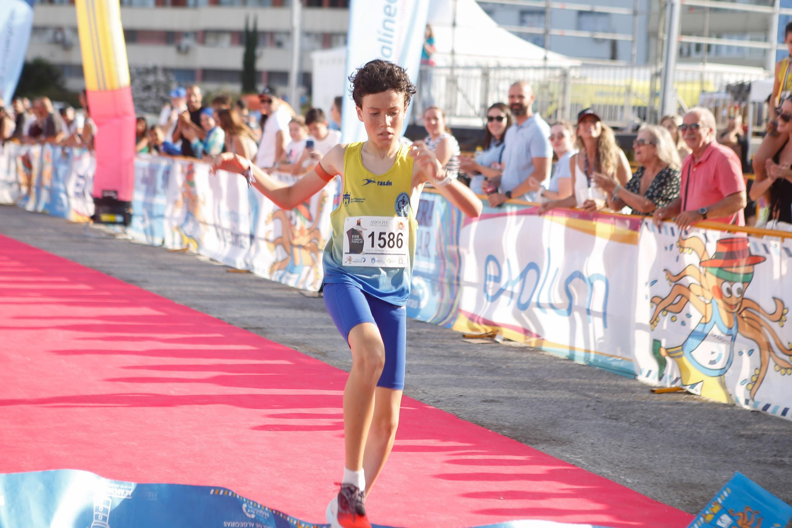 Búscate en la galería de fotos de categorías inferiores de la XXIII Carrera Popular Puerto Bahía de Algeciras