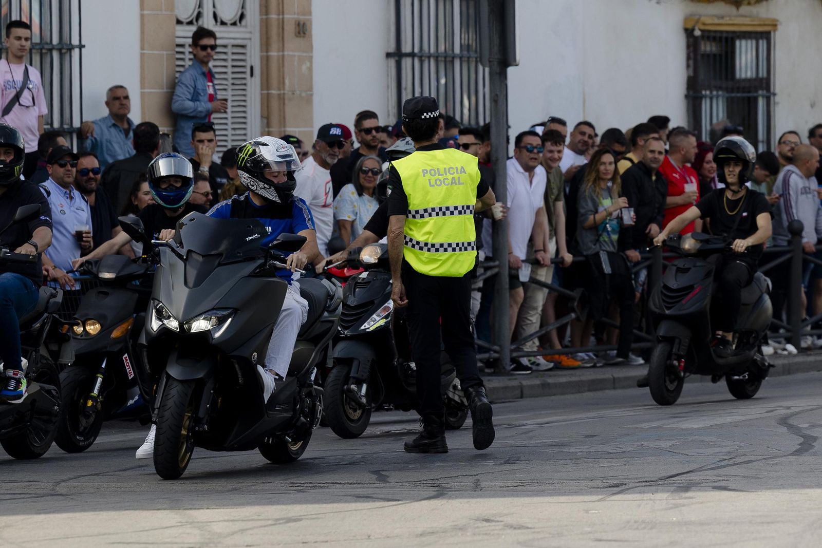 Las imágenes del viernes de Motorada en El Puerto por el Gran Premio de Motociclismo de Jerez 2025