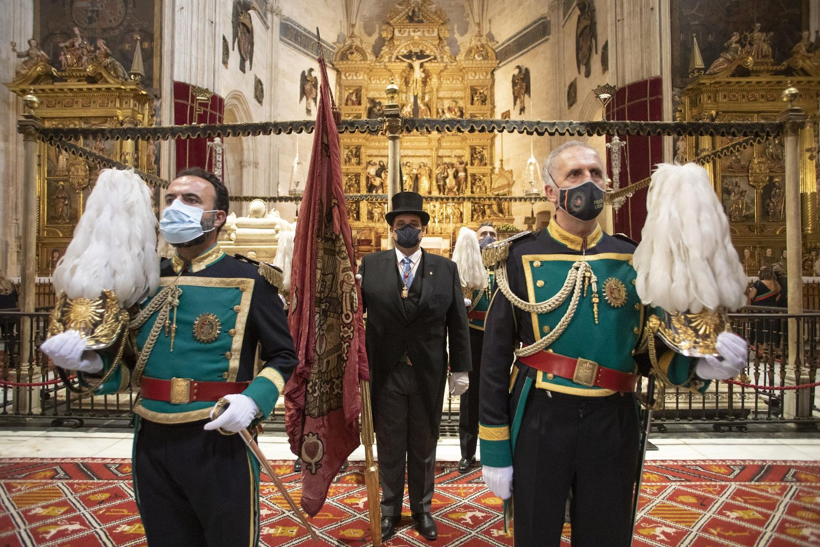 Fotos: Así transcurrió el Día de la Hispanidad en Granada