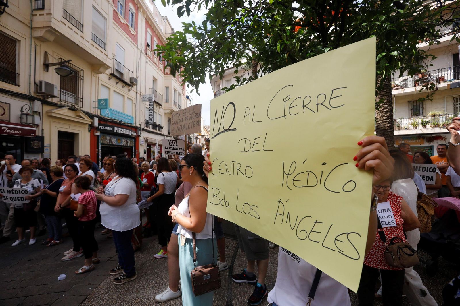 Las imágenes de la protesta de los vecinos de Villarrubia en defensa de la sanidad pública
