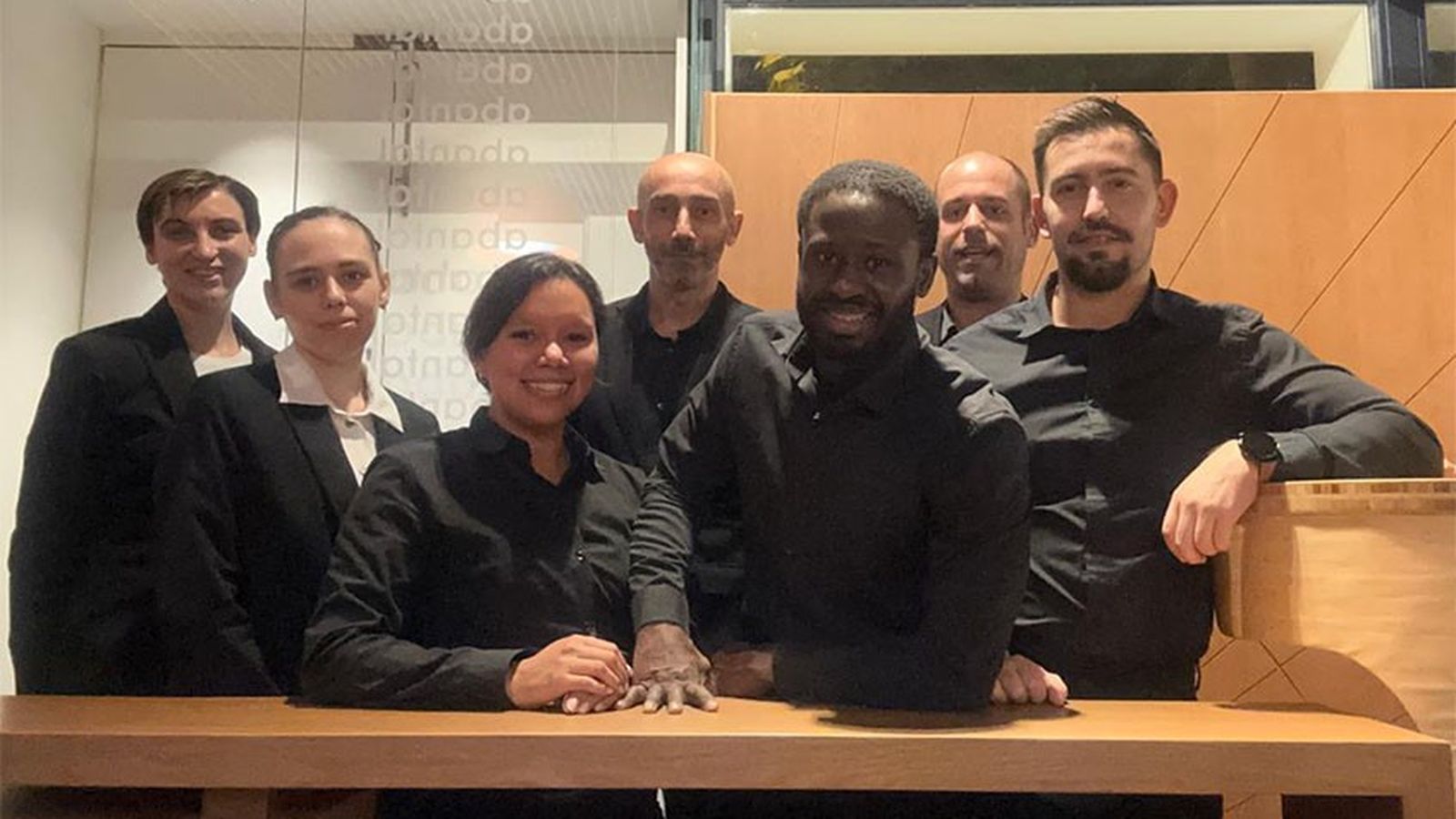 Santiago de la Higuera con parte de su equipo de Abantal.