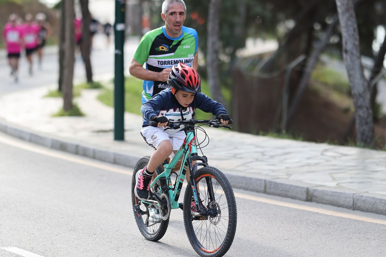La Mini Maratón Peña El Bastón 2026, en fotos