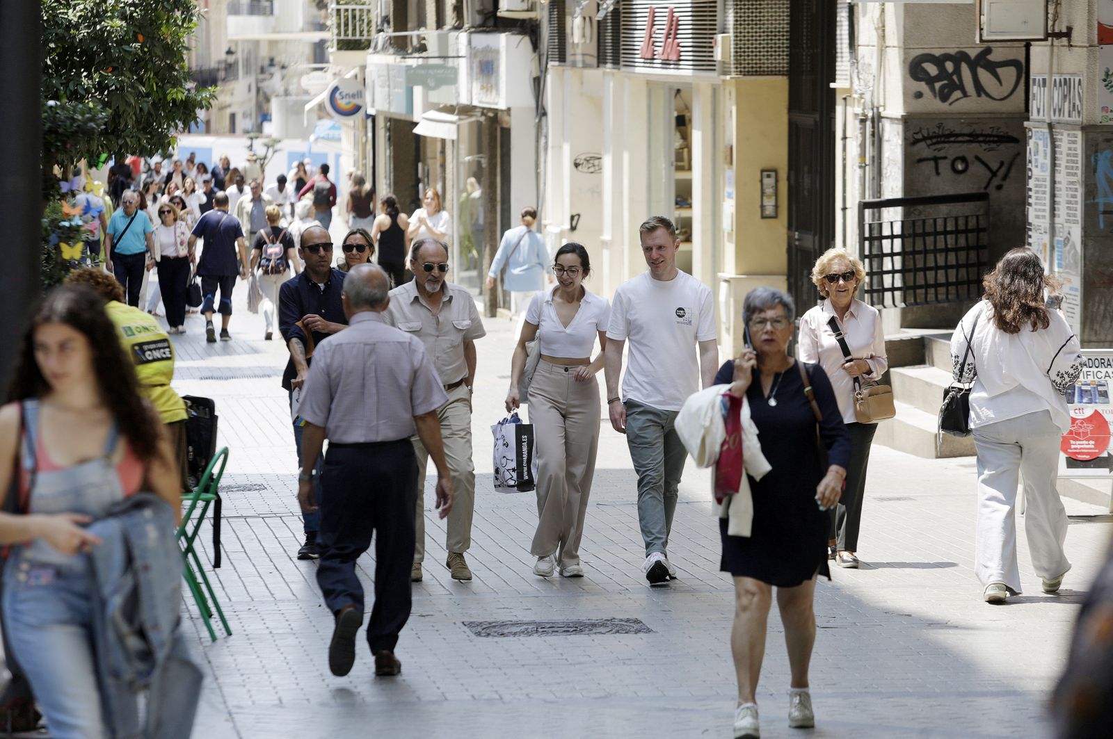 Imágenes del viernes 19 de mayo en Huelva