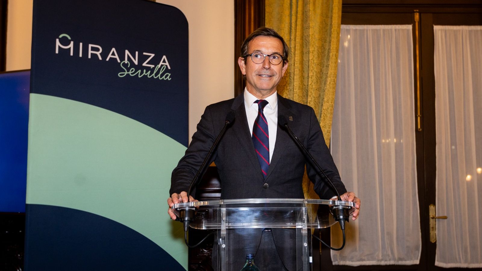 Jorge Paradela, consejero de Industria, Energía y Minas de la Junta de Andalucía, en el acto de presentación de Miranza Sevilla.