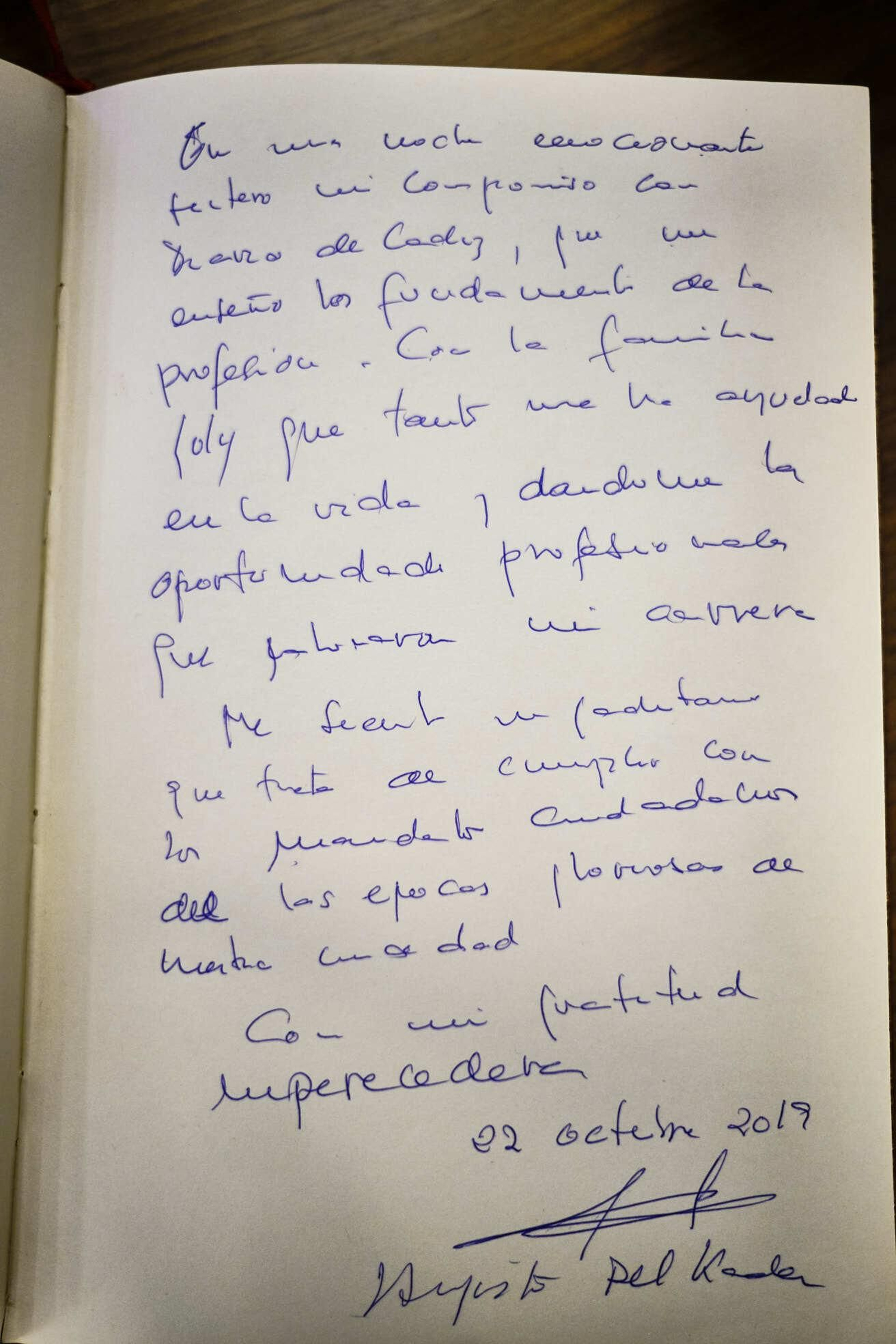 Entrega del premio Federico Joly a Augusto Delkáder