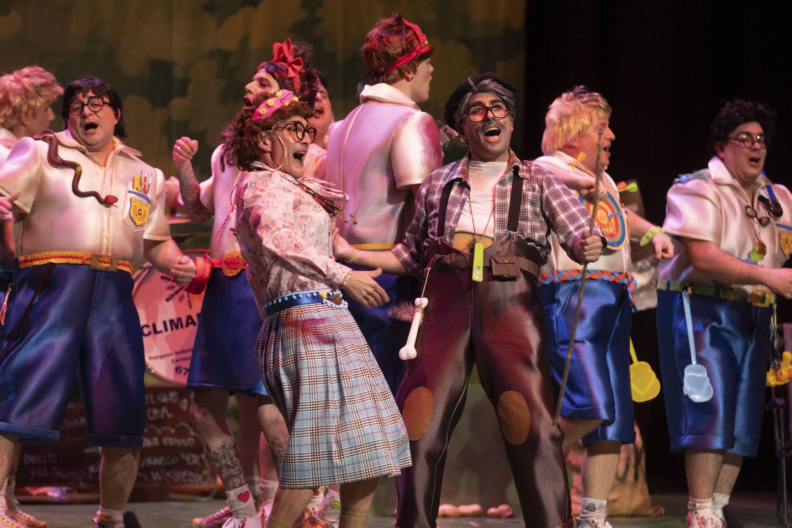 Imágenes de la actuación de la murga de Punta Umbría ‘¡Qué verano!’ en el Carnaval Colombino