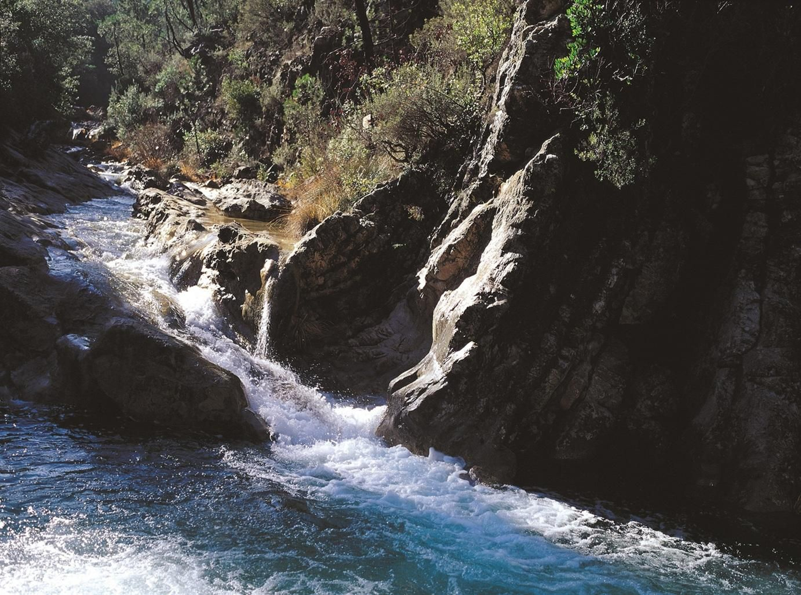 El nacimiento del río Borosa en imágenes: un espectáculo acuático recomendado por National Geographic