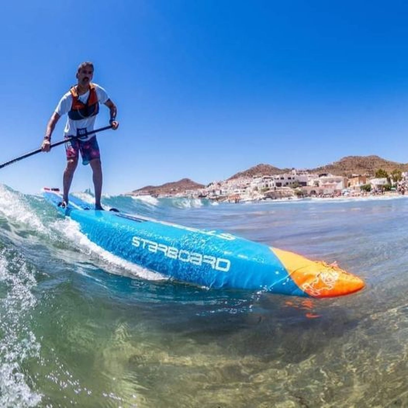 Caminando sobre el mar por los 50 kms de costa del Parque Natural Cabo Gata-Níjar