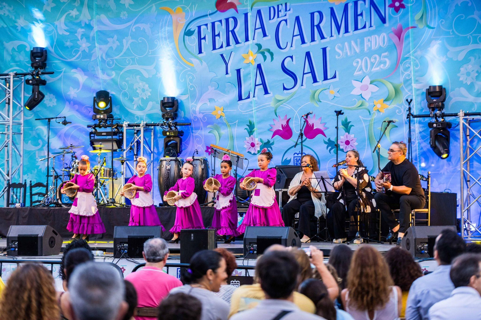 Las imágenes del último día de la Feria del Carmen y de la Sal en San Fernando