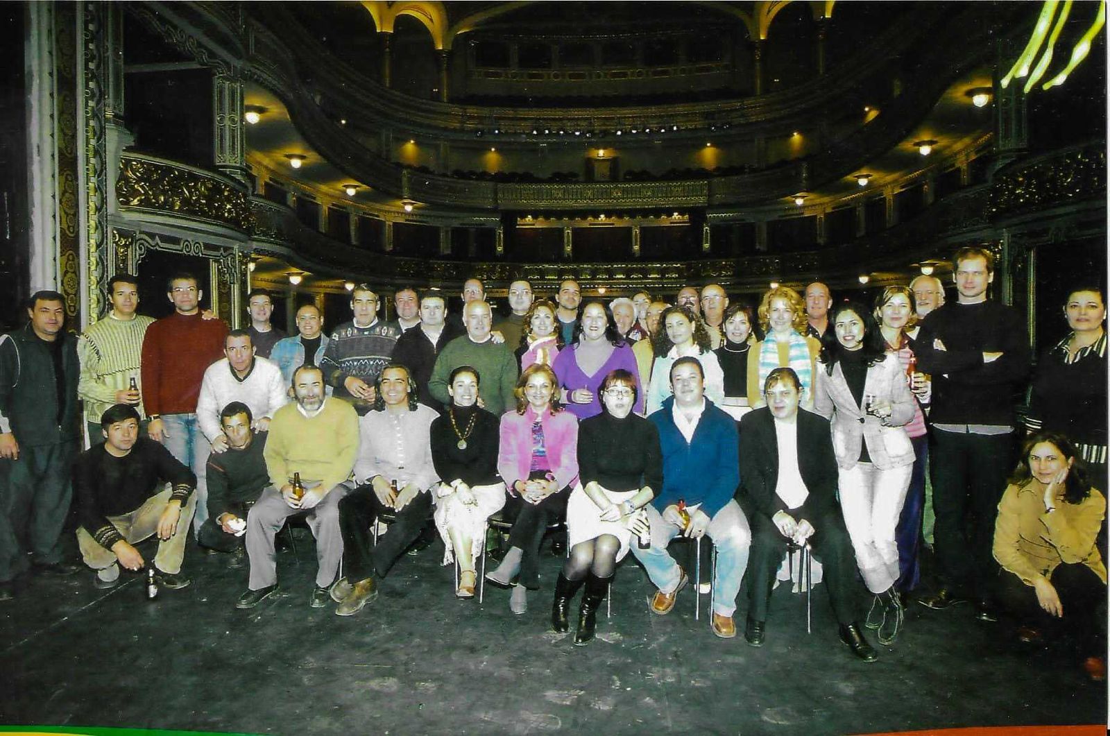 Los trabajadores del Lope de Vega, en la época en la que estuvo de director Antonio Álamo (segundo por la derecha).
