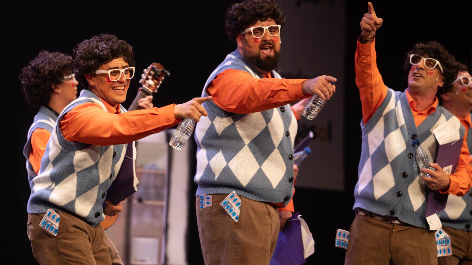 Chirigota Los auténticos pitorrisas. foto Lourdes de Vicente3.jpg