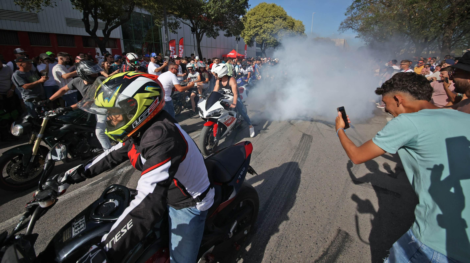 Gran ambiente motero en todo Jerez