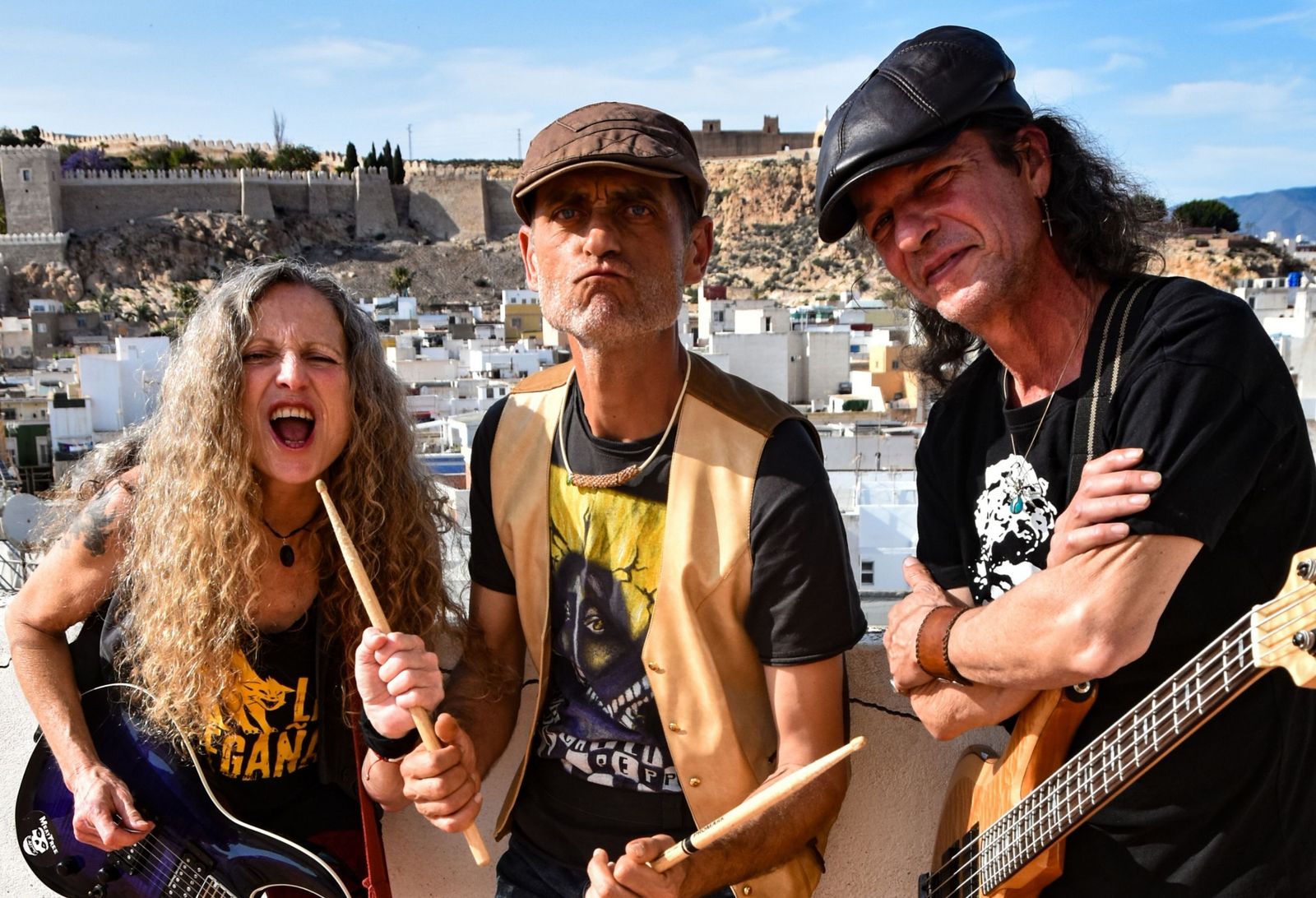 Formación actual de Las Legañas que acaba de lanzar otro nuevo single.