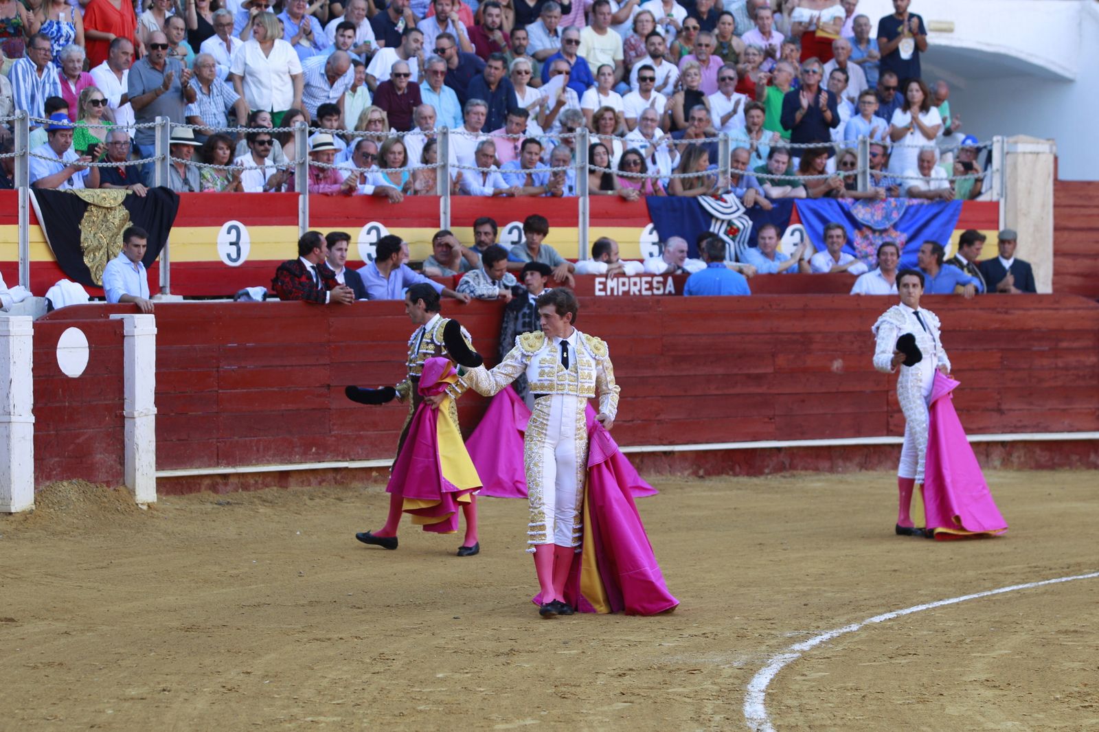 Imágenes del triunfo del torero almeriense Jorge Martínez el día de su alternativa