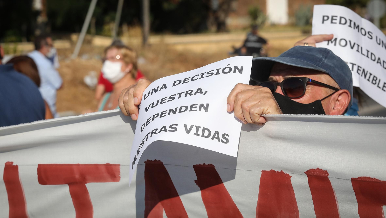 Concentración en el Pimiento para exigir más seguridad en la A-2003