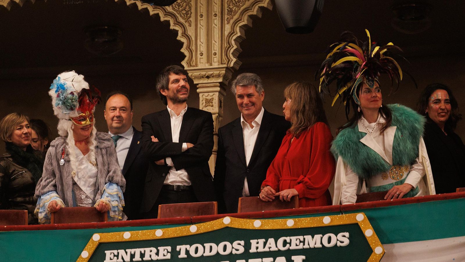 Búscate entre las mejores imágenes de la final del COAC 2025 del Carnaval de Cádiz