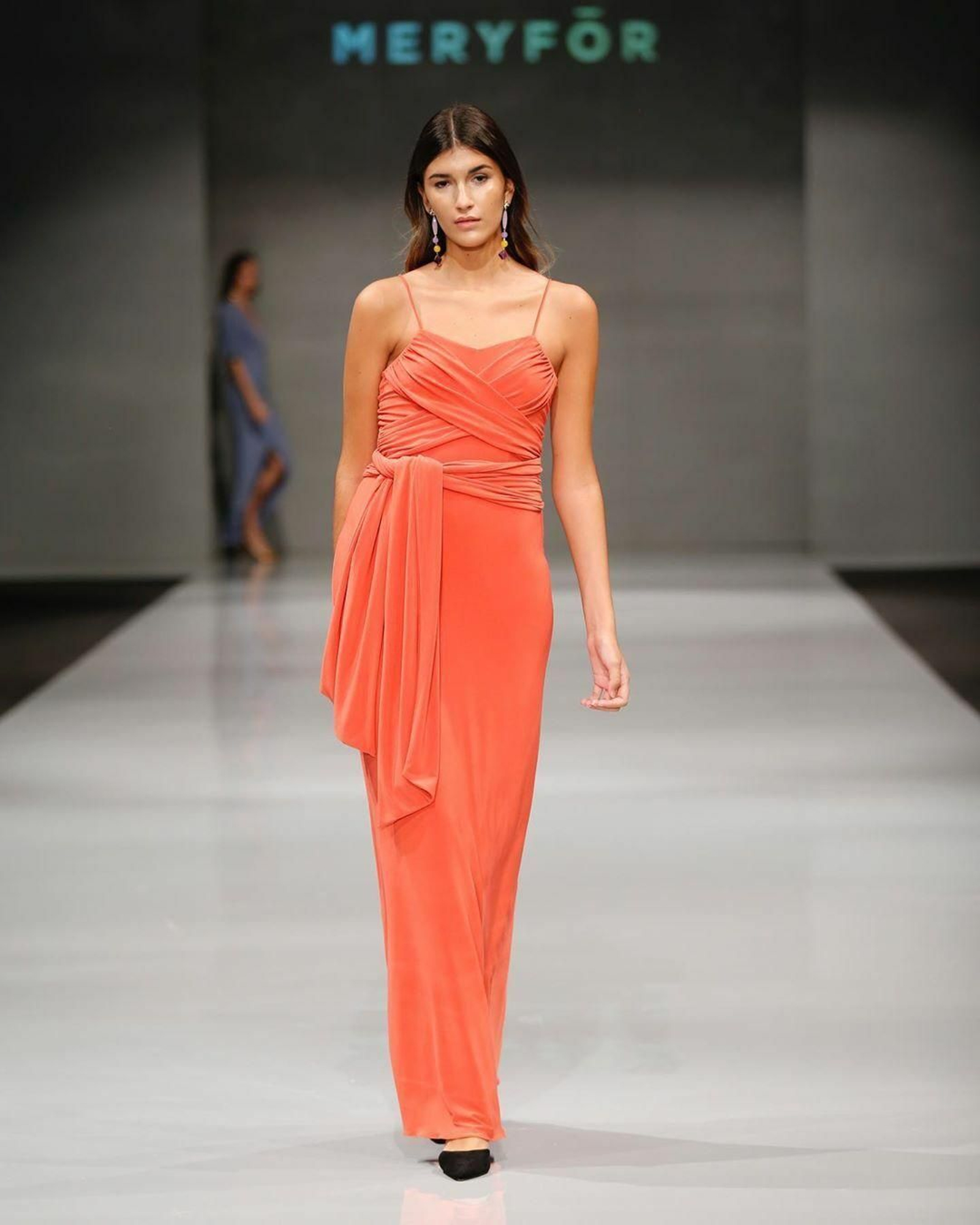 Diseño de la firma de moda para invitadas, Meryfor