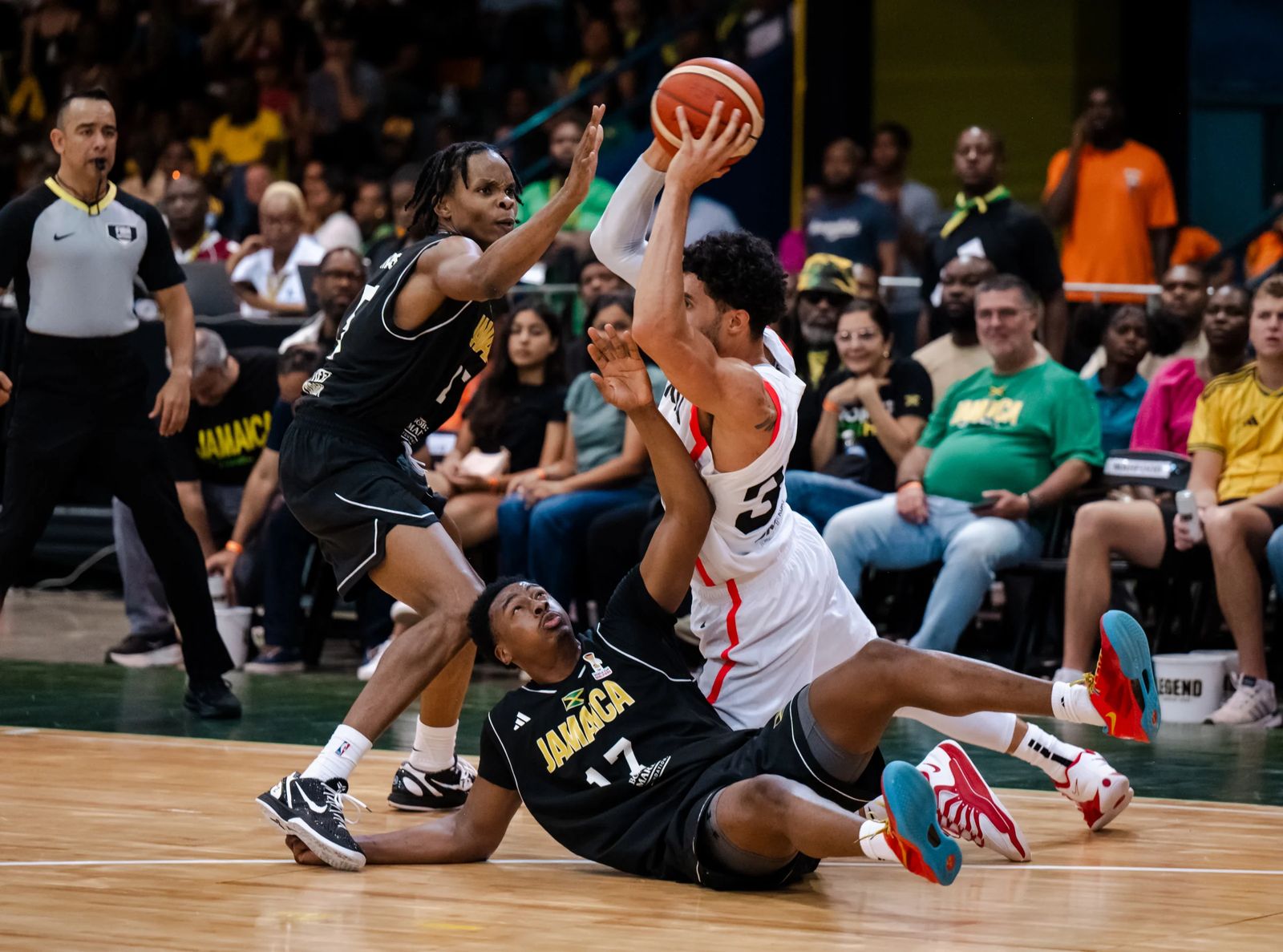 Chase Audige cierra la ventana con Jamaica: 11 puntos, cinco robos y cuatro asistencias