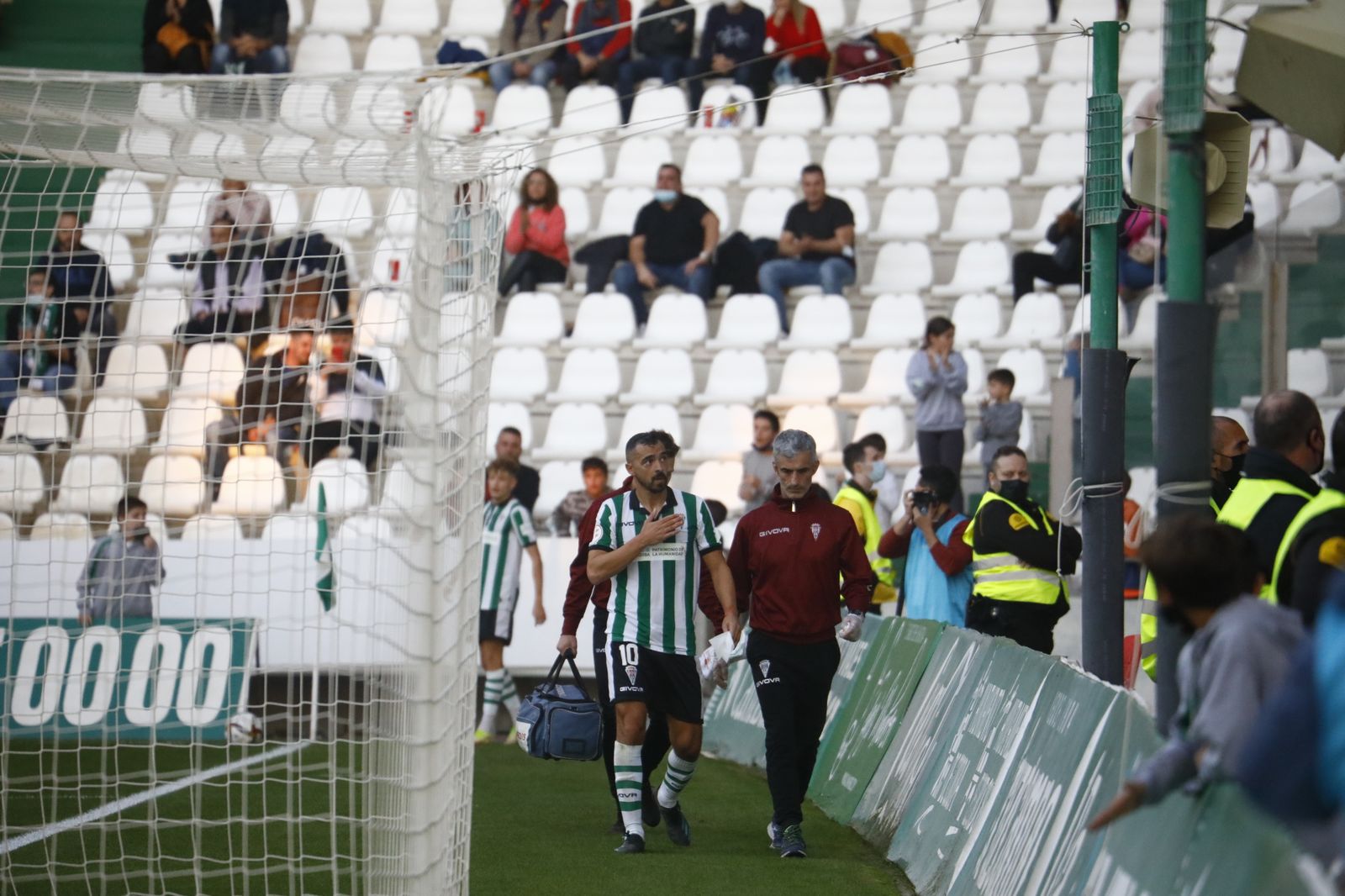 La victoria del Córdoba CF ante el Cacereño, en imágenes