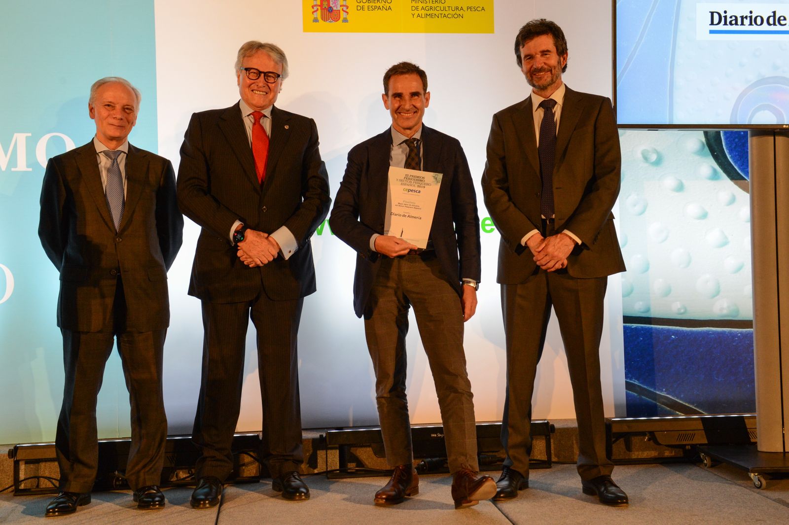 Enrique Serrano de Grupo Joly recogió el reconocimiento en Madrid