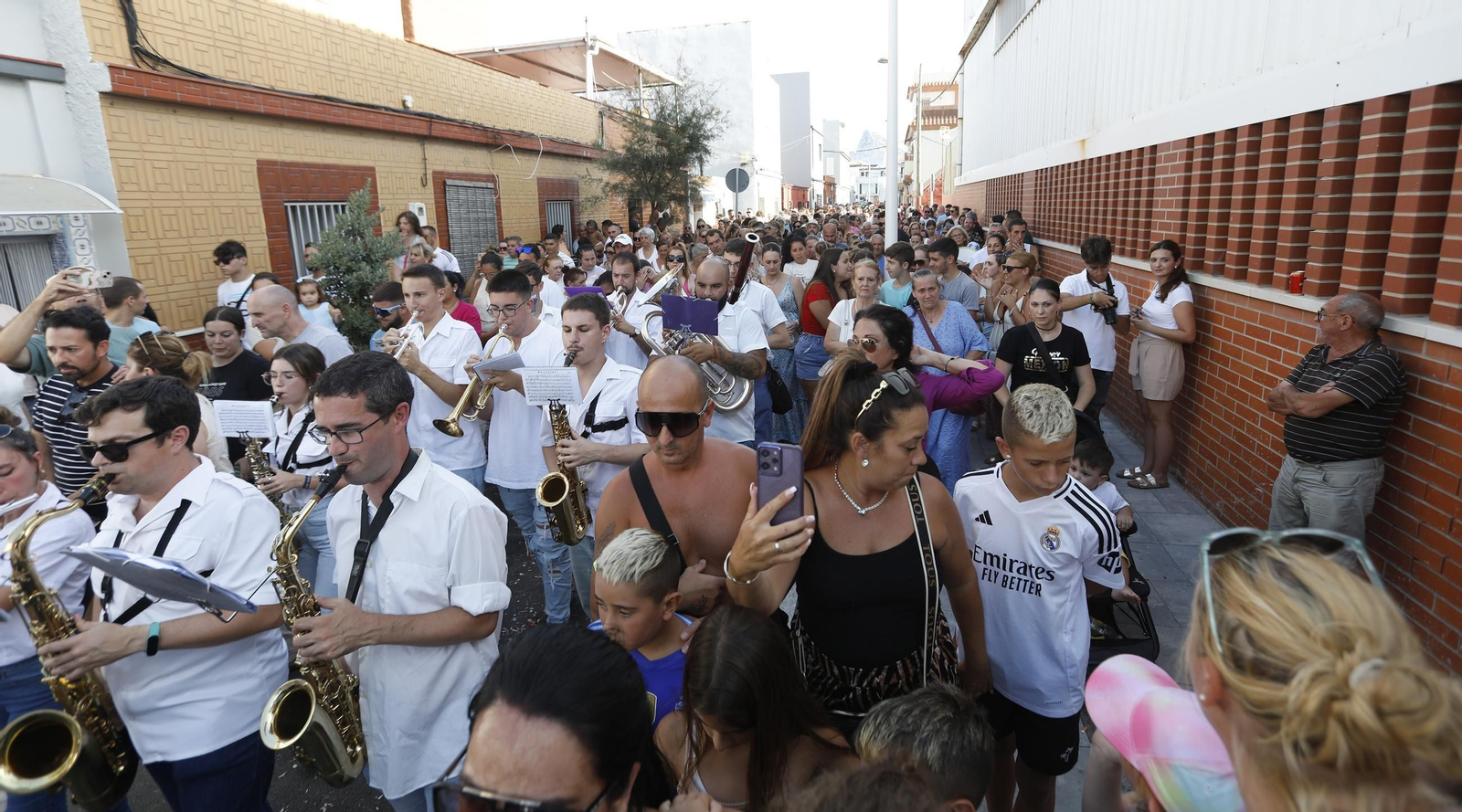 Procesión de la Virgen del Carmen de la iglesia de la Atunara en La Línea
