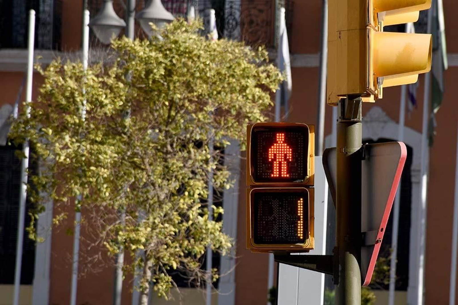 Imágenes del jueves 2 de mayo en Huelva