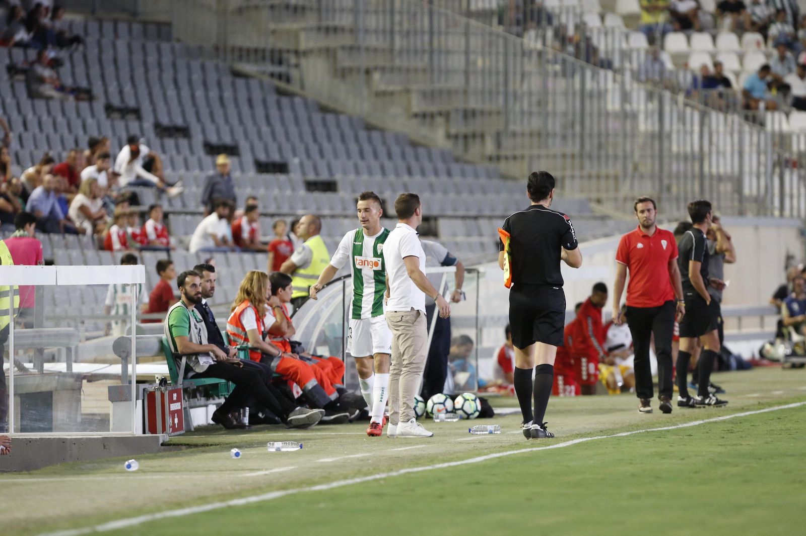 El Córdoba-Nástic, en imágenes