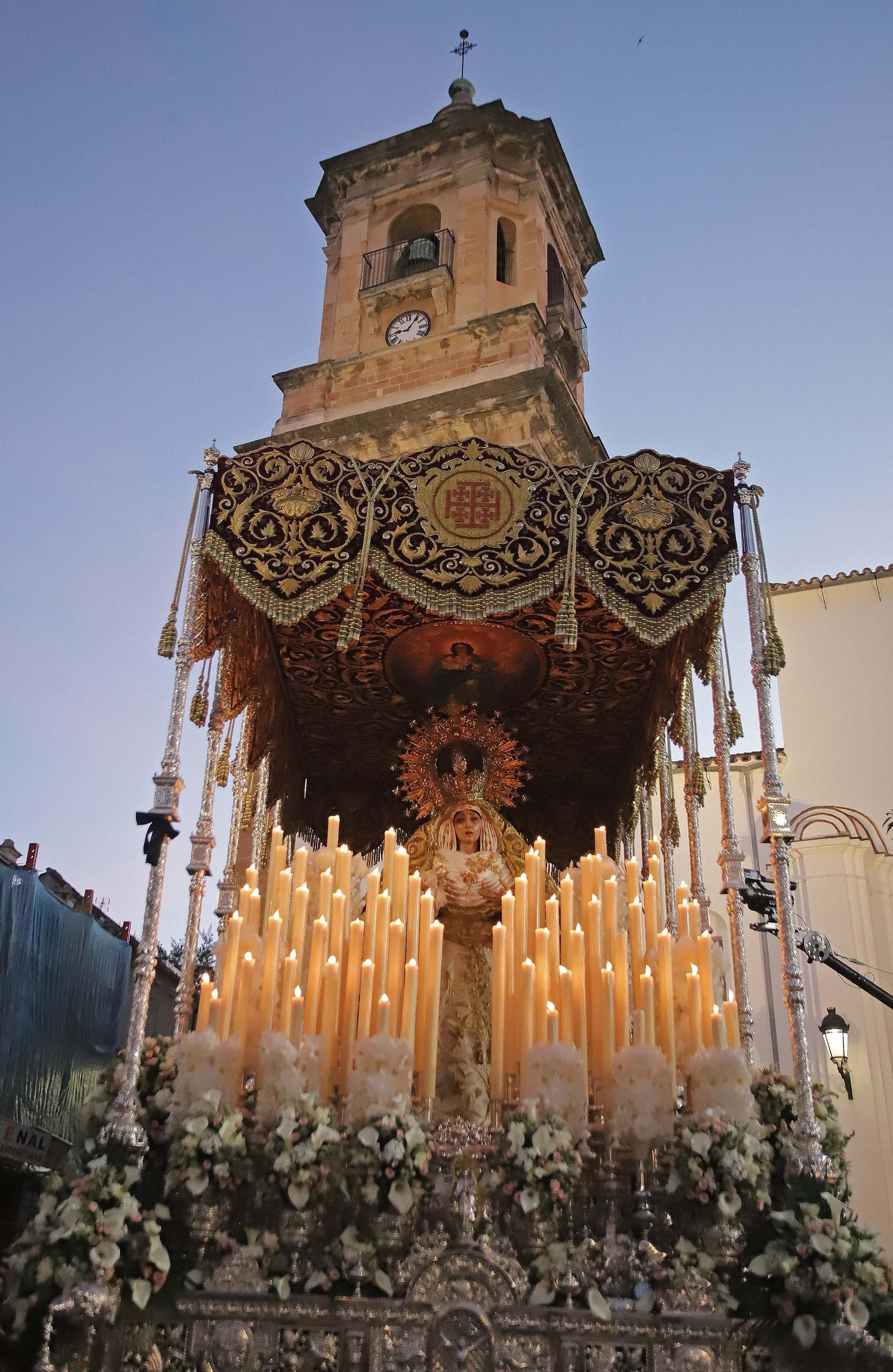 Fotos del Jueves Santo en Algeciras: Tres Caídas y Nazareno