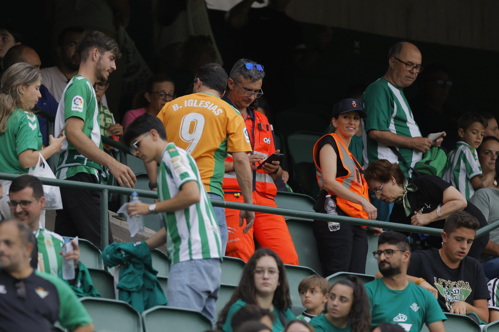 Búscate en las fotos de la despedida de Joaquín