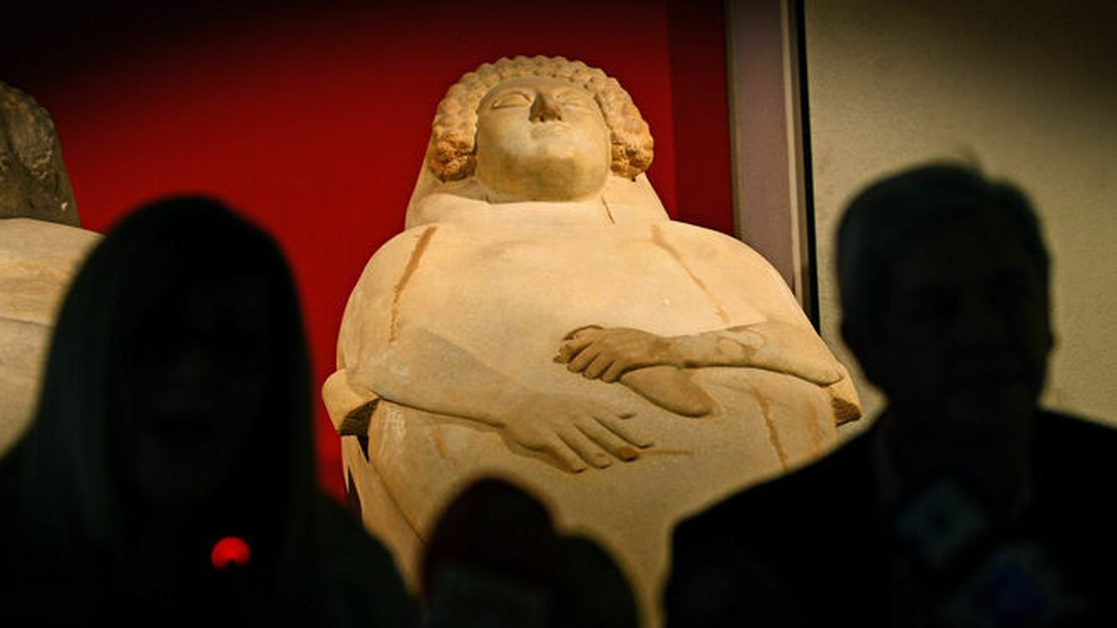 La Dama de Cádiz cumple 42 años: curiosidades del sarcófago femenino que en realidad era masculino