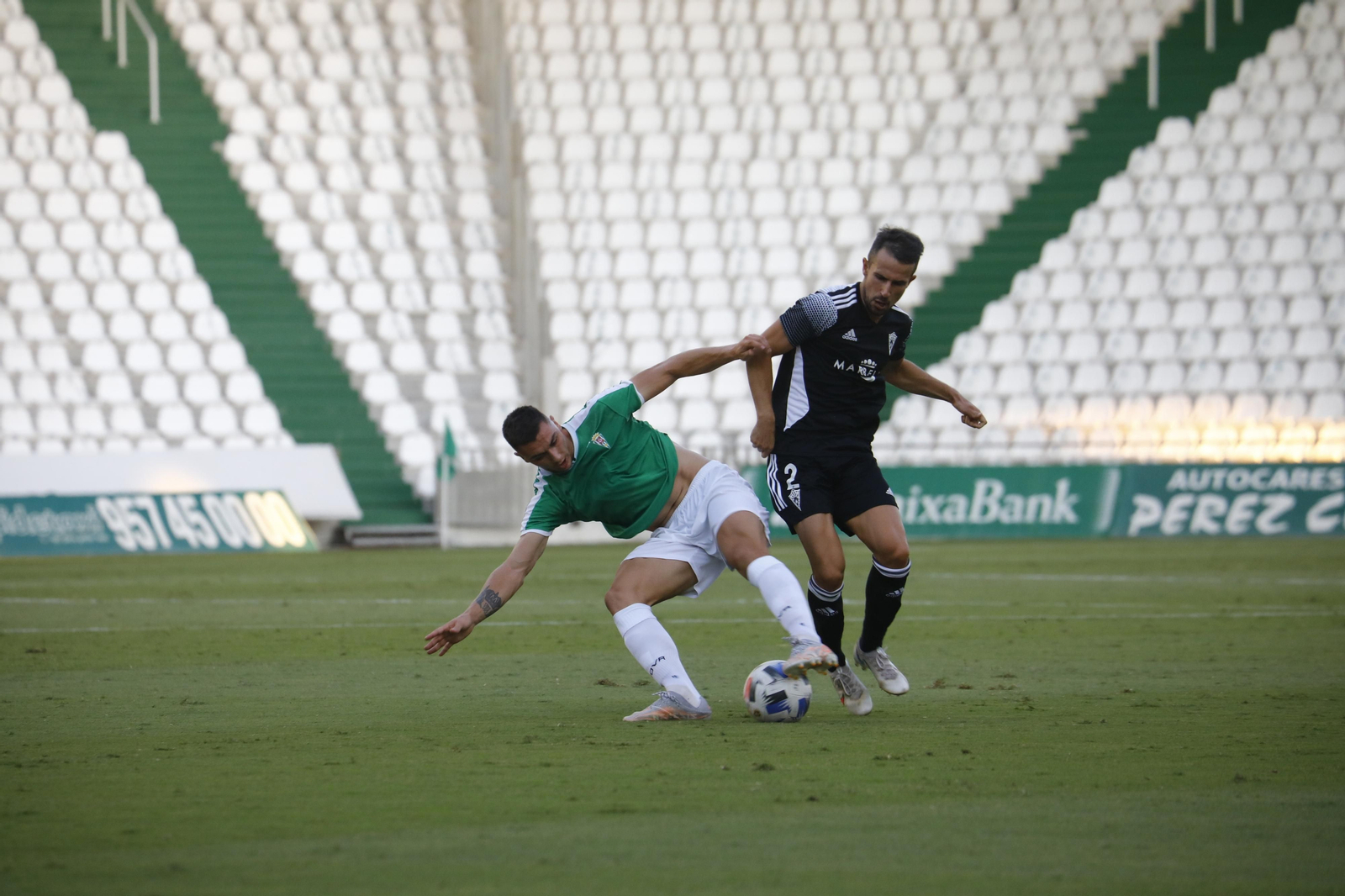 El amistoso entre el Córdoba CF y el Marbella, en imágenes