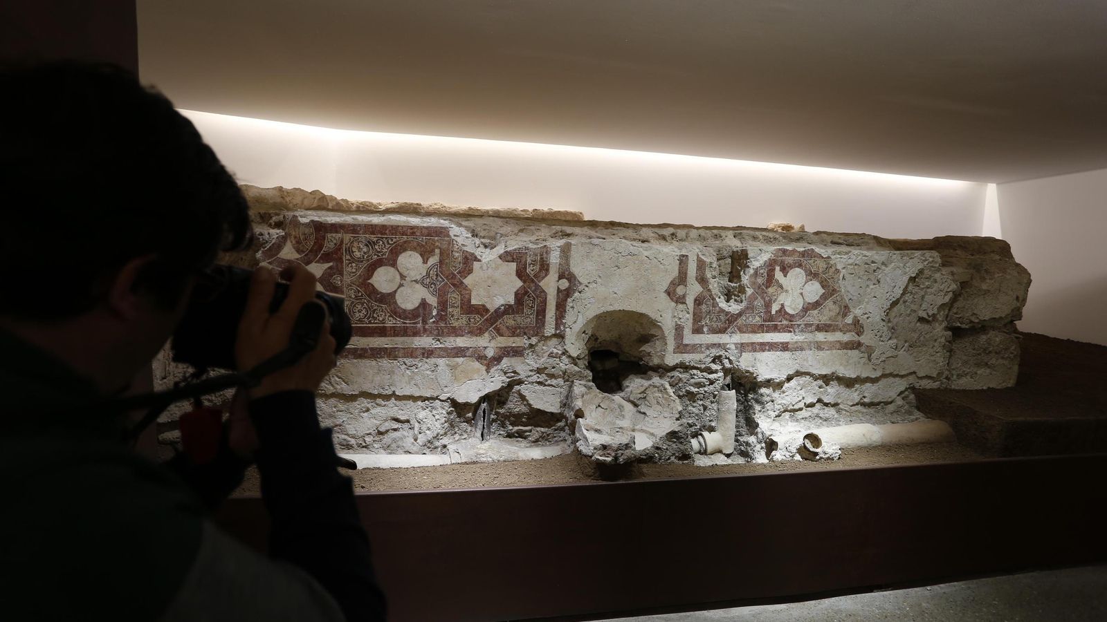 Los restos existentes bajo la casa de hermandad de la Hiniesta.