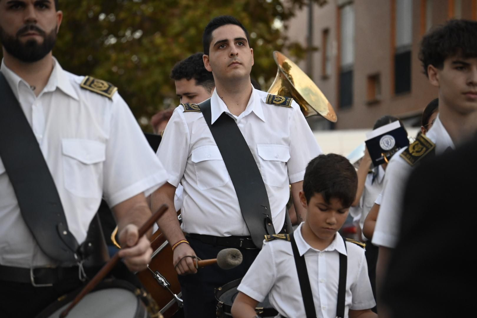 Primera procesión de la Virgen del Rosario por las calles de Huelva, en imágenes