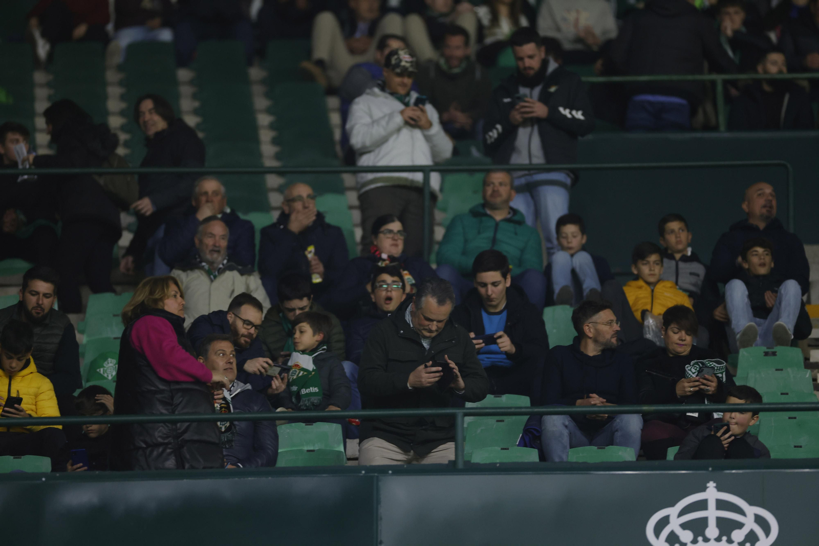 Búscate en las fotos del Betis-Celta